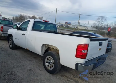 2008 Chevrolet Silverado 1500 Work Truck z USA, uszkodzony, nr VIN 1GCEC14X68Z115963